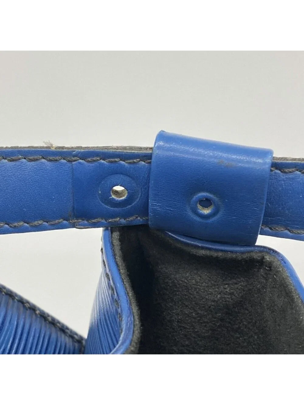 Louis Vuitton Shoulder Bag Epi Randonnee GM Toledo Blue